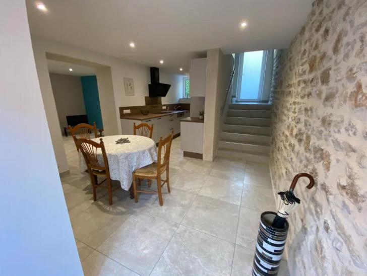 Maison Neuve Tout Confort, Deux Chambres Saint-Martin-du-Mont Exterior foto